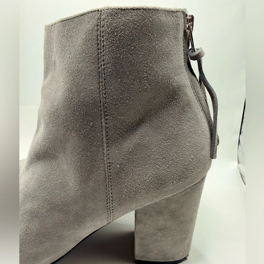 STEVE MADDEN‎ Cynthia Ankle Boot Booties Back Zipper Gray Suede Women’s Size 9